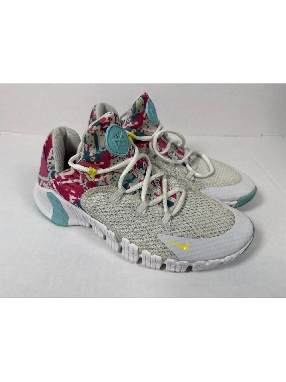Nike Free Metcon 4Photon DQ0304-001 Dust Paint Splatter Women’s 9
